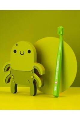 Curaprox CS 5500 Kids Ultra Soft Diş Fırçası 0.09mm - 4